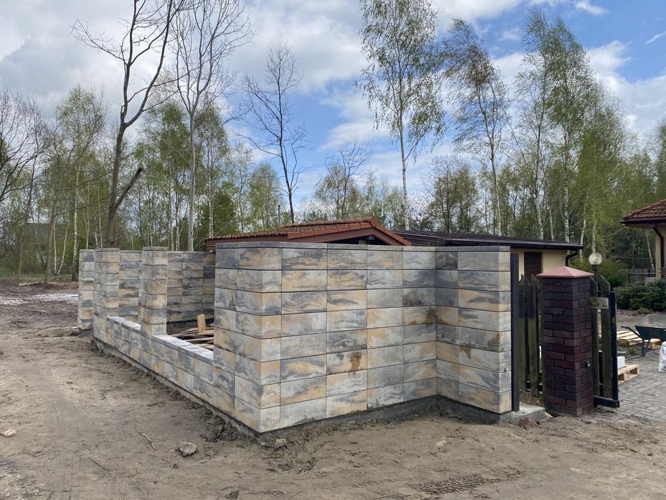 Budowa ogrodzeń z jońca, klinkier