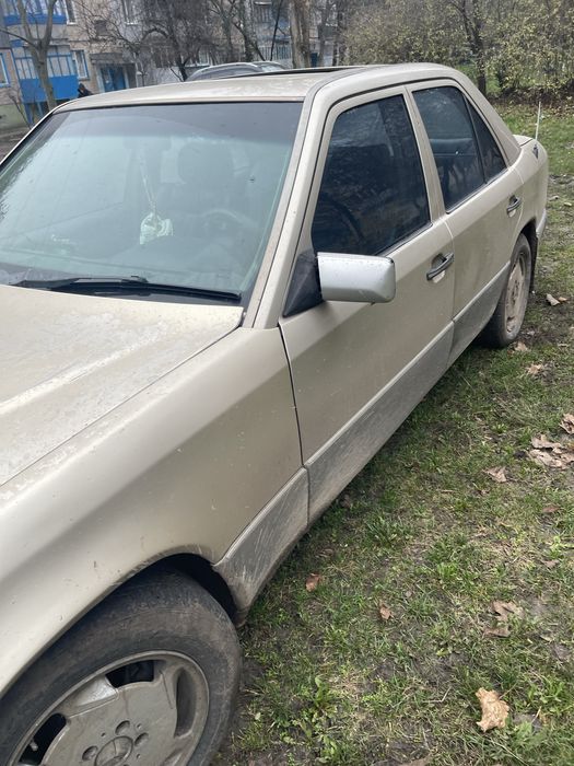 Продам мерс в хорошем состоянии