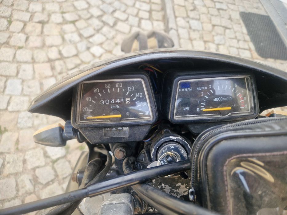 Yamaha XT 600 preto