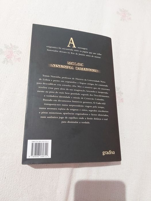Livro o codex 632