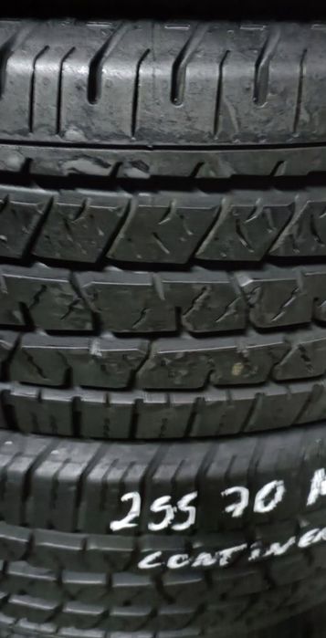 Pneus 255/70/16 Continental