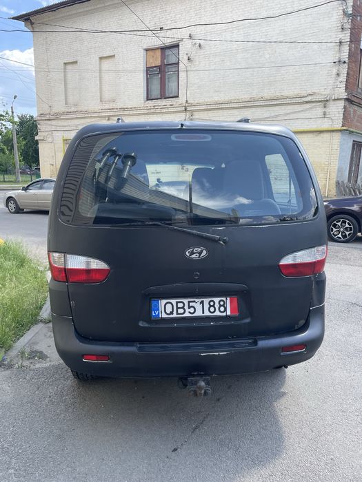 Hyundai H1. 4x4   3 000$