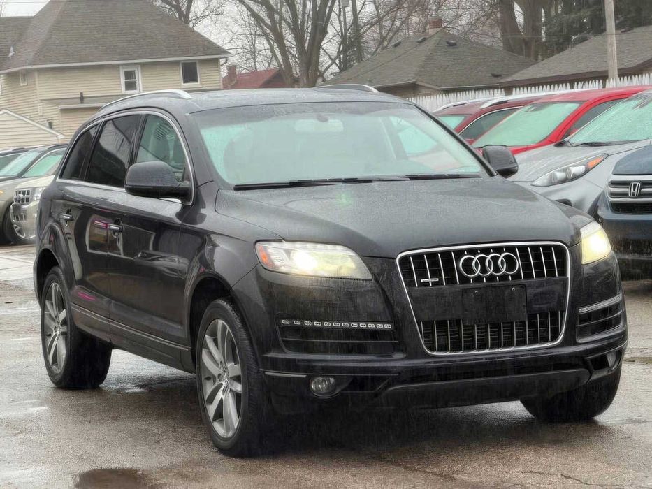 Audi Q7      2014