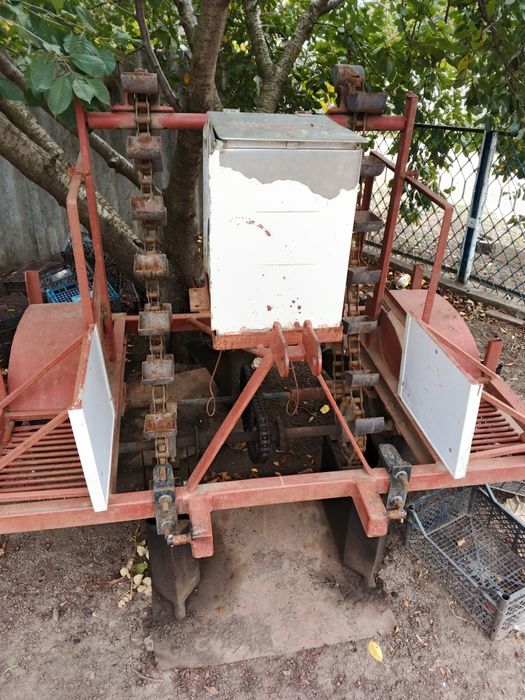 Продам трактор, Donfeng 404 . 40 к.с.