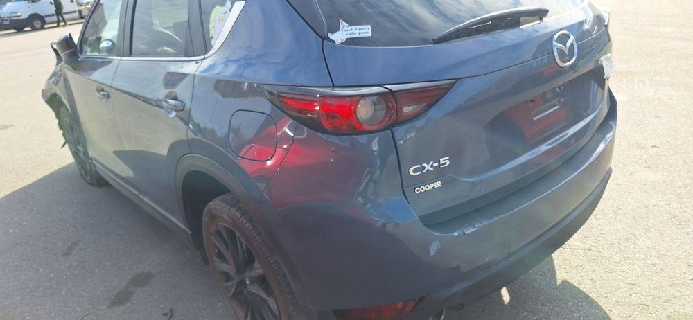 Оригинал,Задний бампер Мазда сх5, mazda cx5 2021.