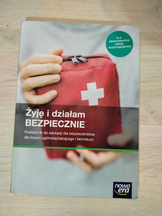 podreczniki dla klas 1 liceum i technikum zakres podstawowy