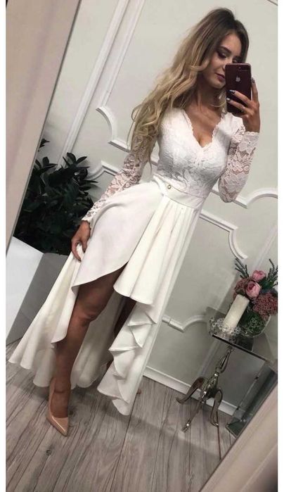 Біла сукня асиметрична з гіпюровим рукавом