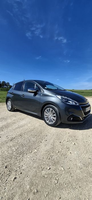 Vende-se peugeot 208 2017