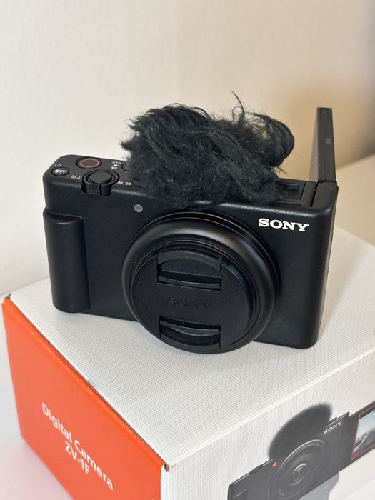 Sony ZV-1F – Como Nova | Apenas 5 Meses de Uso + Extras