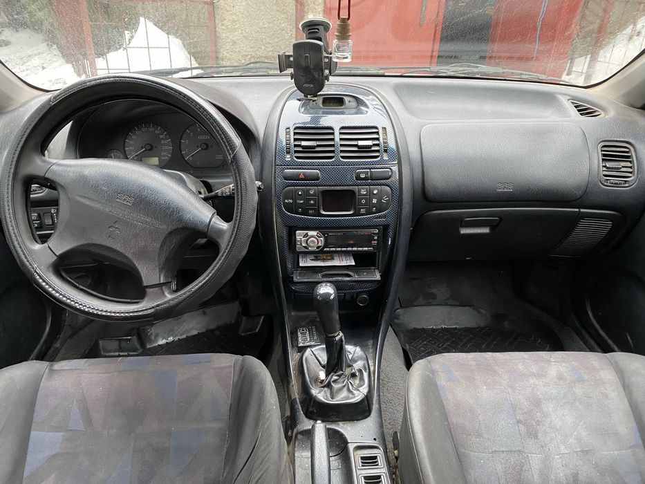 Продам Mitsubishi Carisma