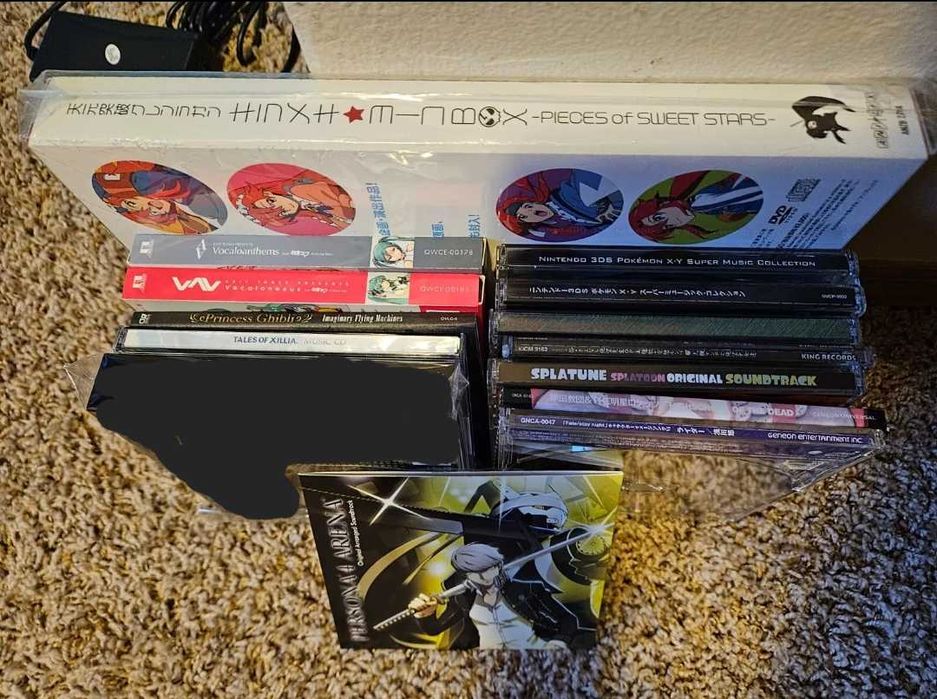 Conjunto 12 CDs japoneses, bandas sonoras jogos, anime, etc