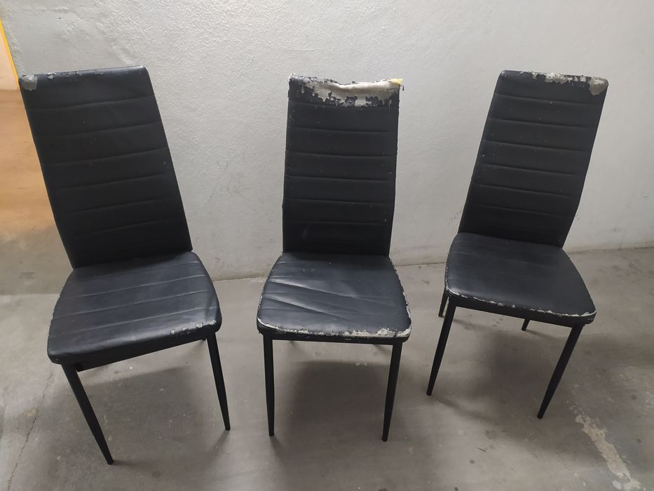 3 Cadeiras danificadas64584767953410120