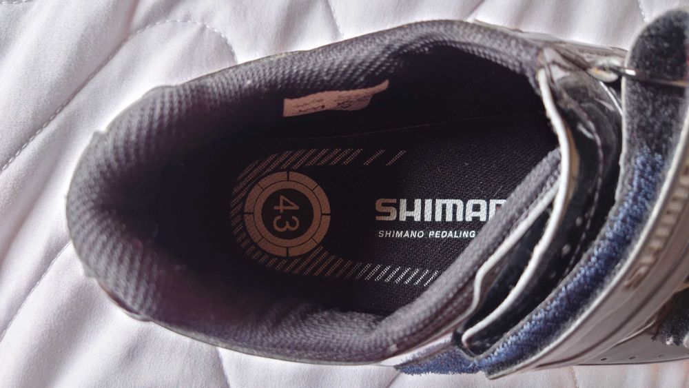Buty szosowe Shimano R065
