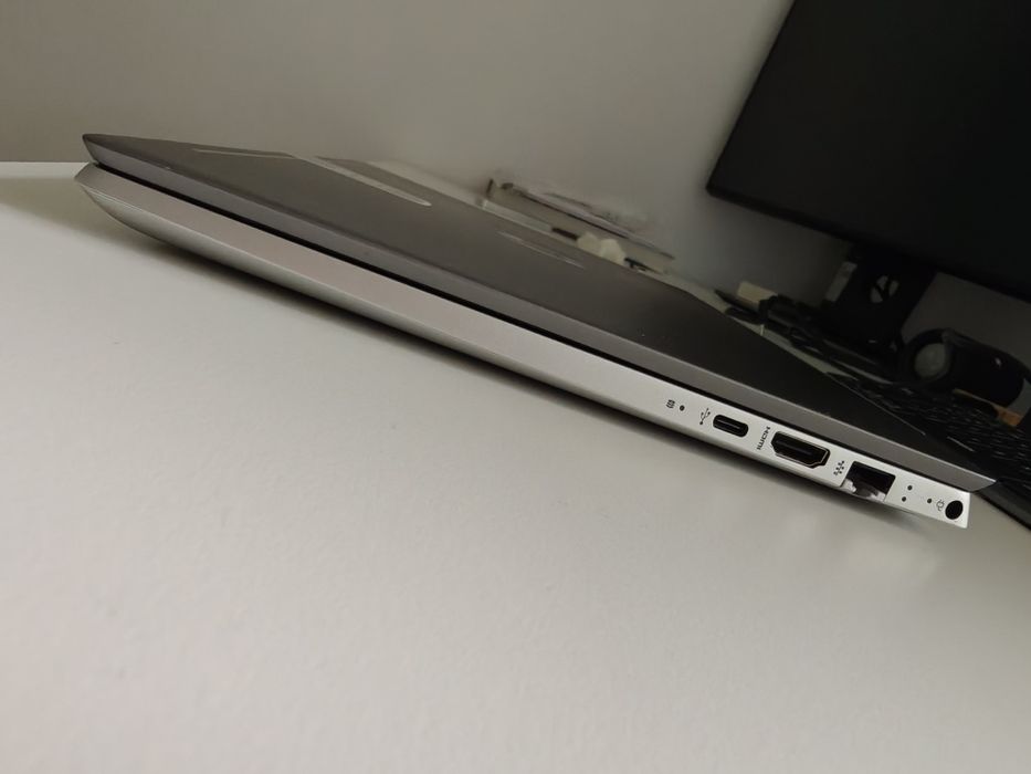 HP Pavilion 14" FHD i7-8565U 16 RAM, 256GB SSD 1TB, grafika MX250