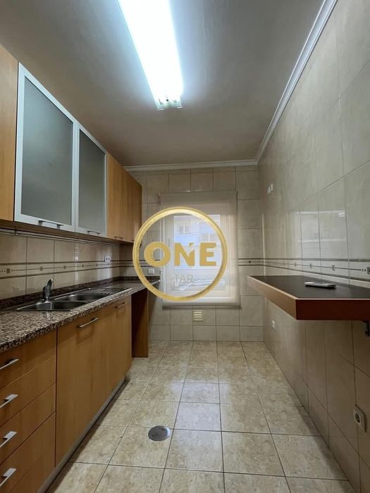 Arrenda-se apartamento T2