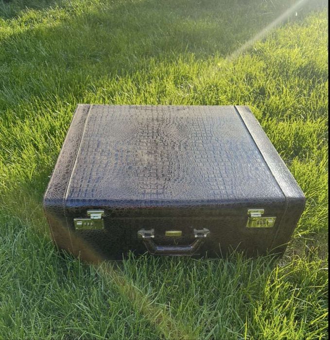 Чемодан, валіза новий