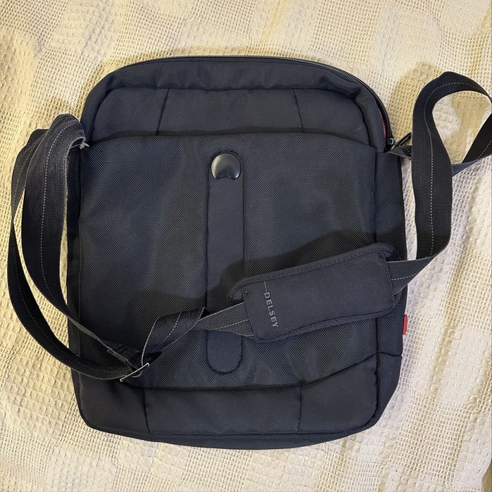 Чоловіча сумка Delsey