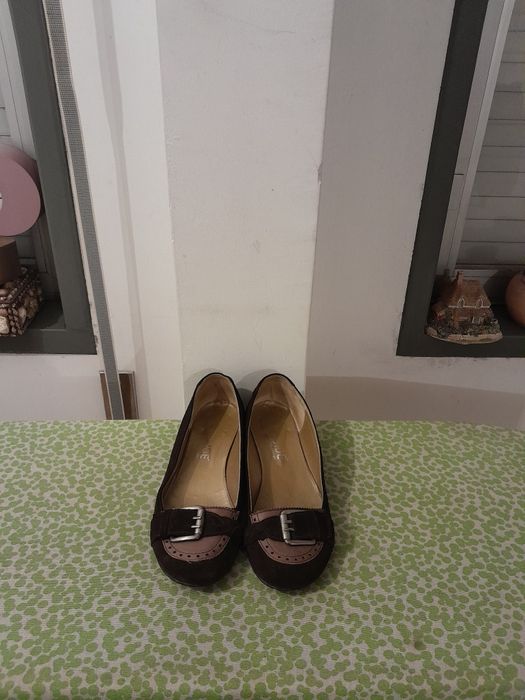 Vendo Sapatos de Senhora SEASIDE muito bonitos como novos