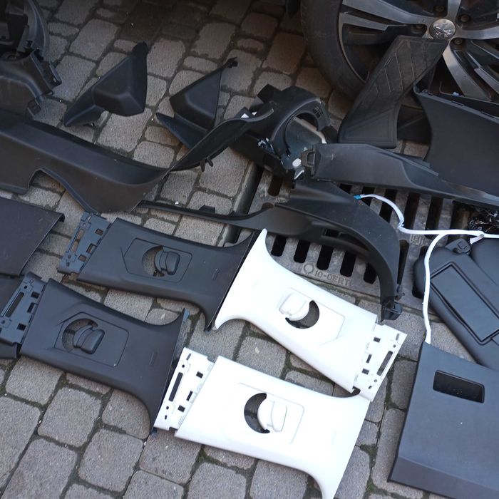 Peugeot 3008 II ,5008 II plastiki wnętrza