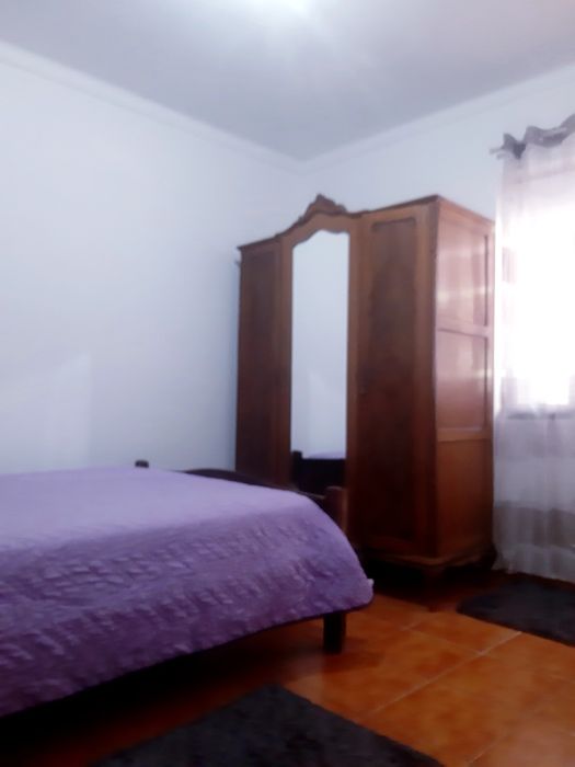 Aluguel de quarto de solteiro