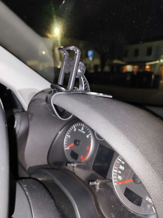 Suporte telemóvel para carro