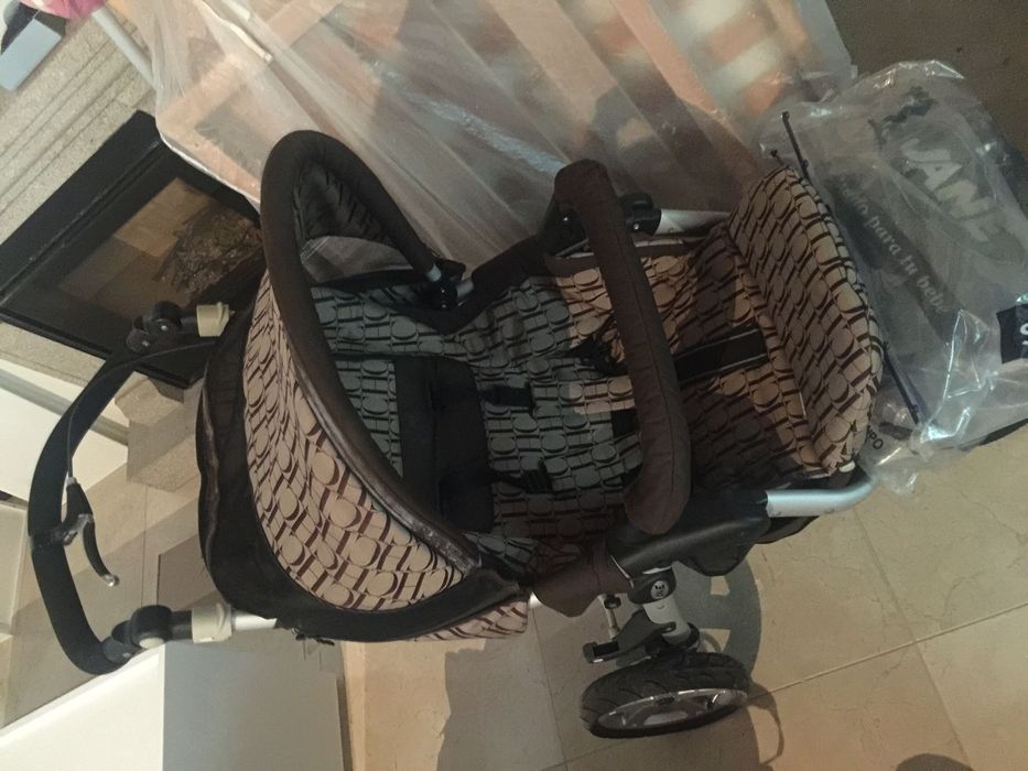 Carro + Cadeira bebé "Carolina Herrera"