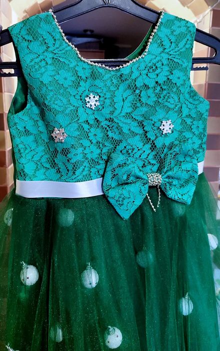 Сукня,плаття святкове,весняне "Весни",новорічне "Ялинки"  110р.-116