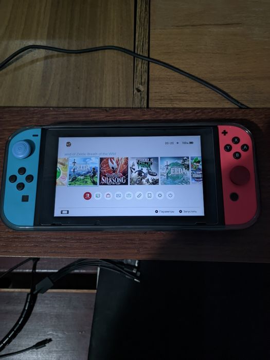 Продам Nintendo Switch V2 rev2 256gb с играми.