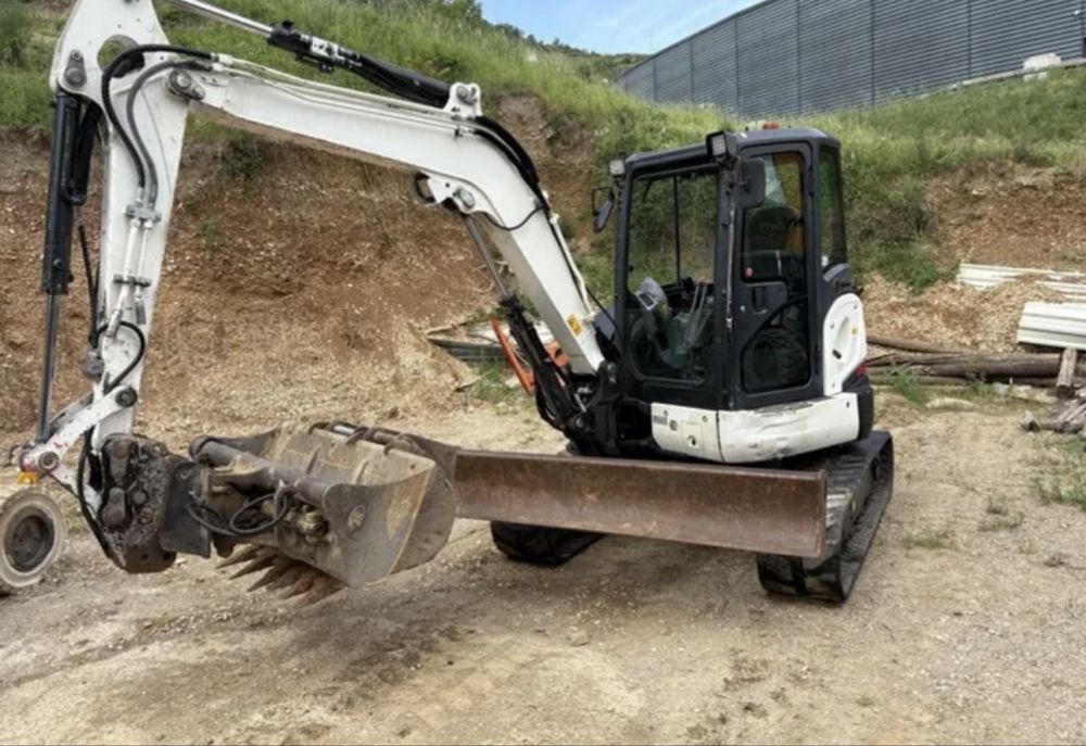 Mini giratoria kubota u 48