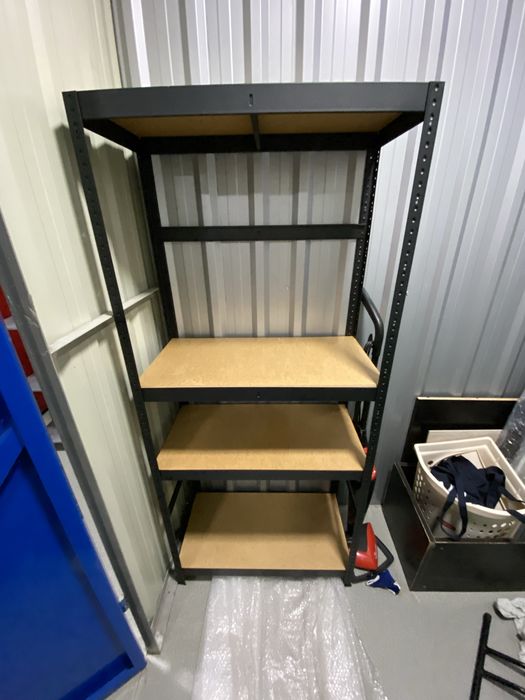 Regał metalowy do magazynku