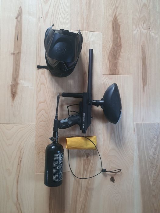 Zestaw paintballowy – marker Spyder Xtra + maska + butla HP”.