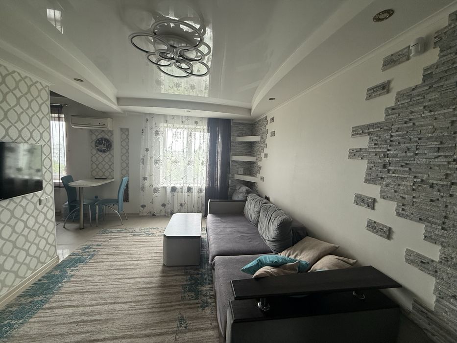 Продам 3-к квартиру в Шевченківському районі, вул. Чарівна