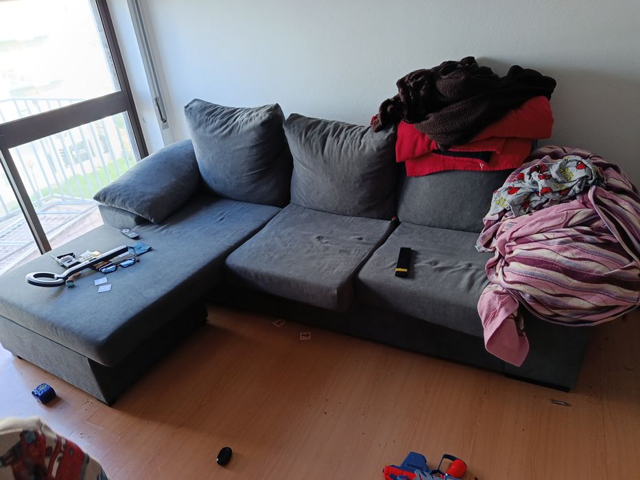 Vendo sofá 200 euros