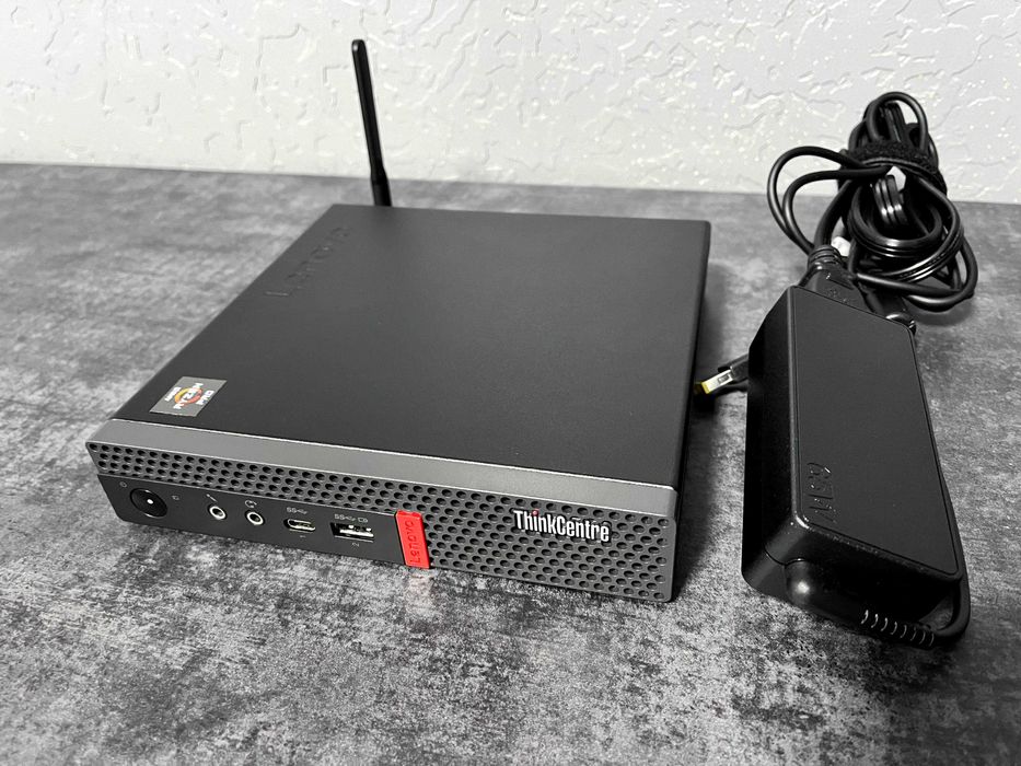 Мини ПК Lenovo ThinkCentre M75q-1 AMD Ryzen 3400GE / 16GB / 256GB SSD