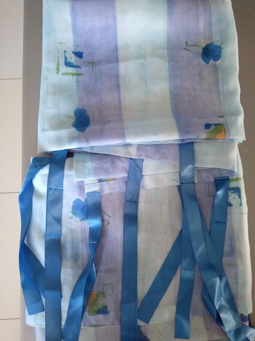 Cienkie zasłony/ firanki.