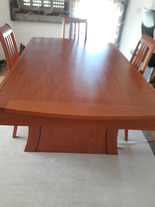 Mesa de sala de jantar