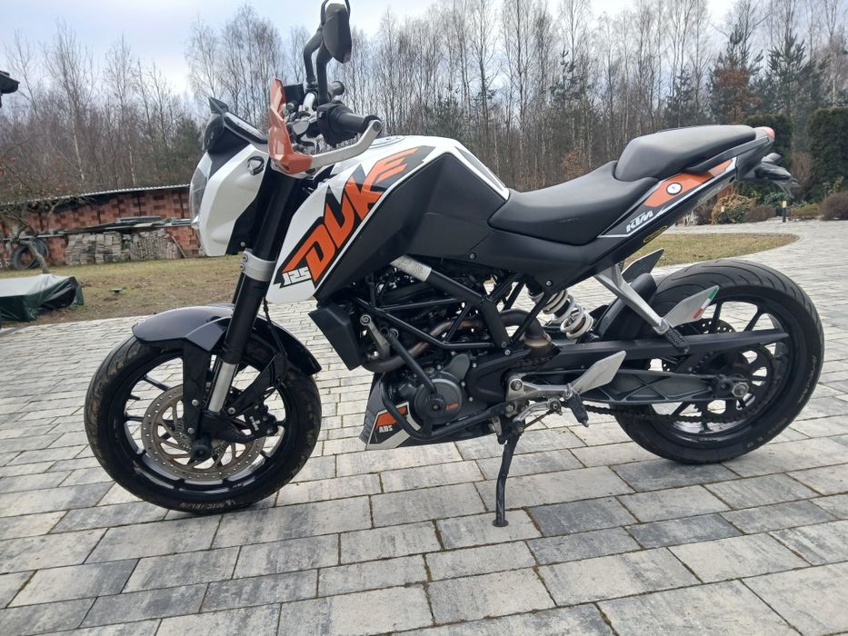 KTM DUKE 125  2015rok ABS