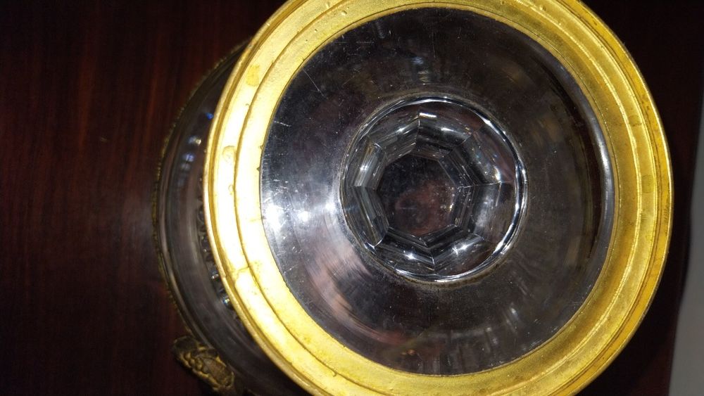 Taça muito antiga vidro e metal/ chavena de chá .muito antiga de vitri
