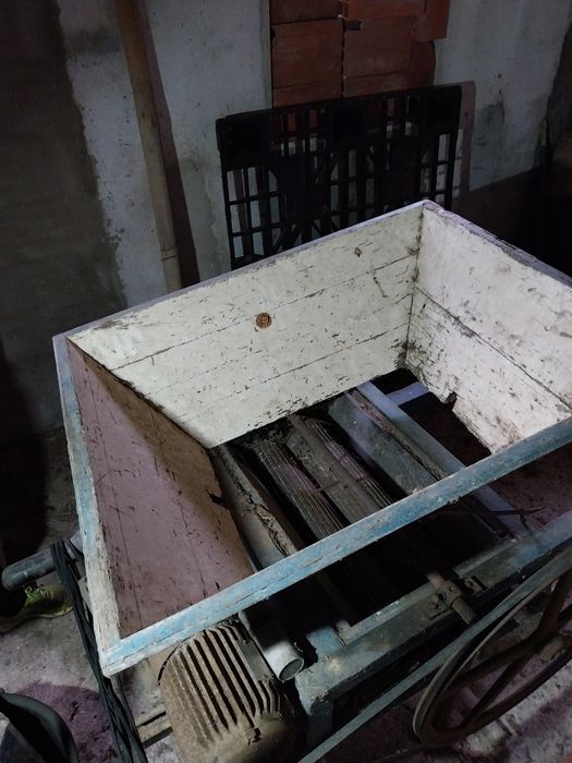Trituradora de uva antiga