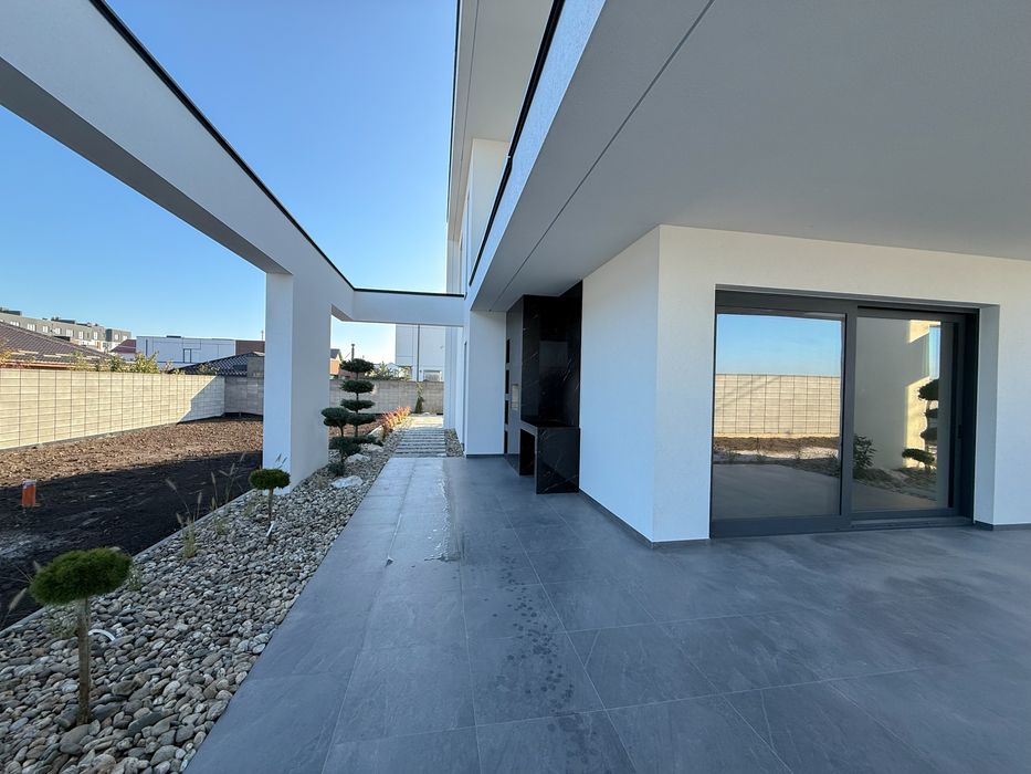 продам шикарний будинок район Щасливе