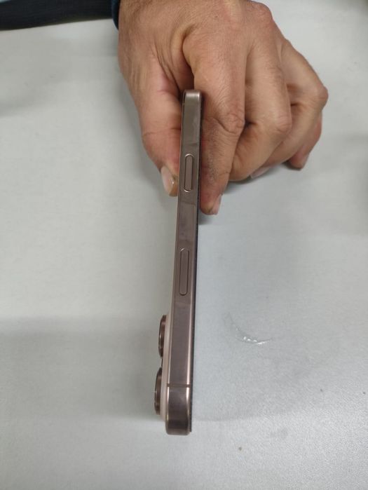 iPhone 16 Pro 256GB  Completo, funcionando perfeitamente!