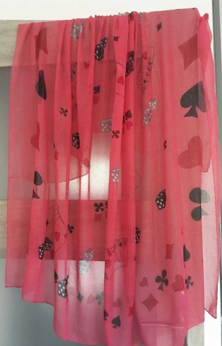 Cienka chusta/ pareo  140 x 140
