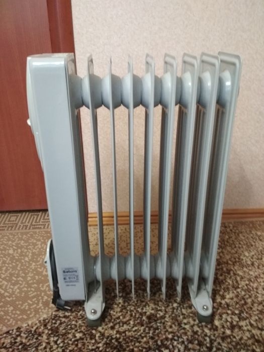 Продам радіатор масляний Saturn