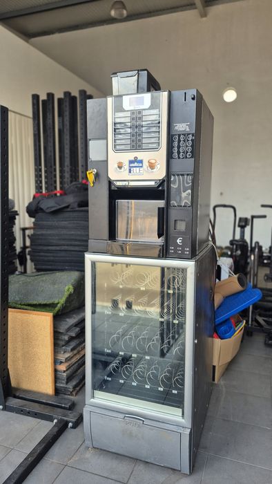Vending Machine / Máquina de Vending