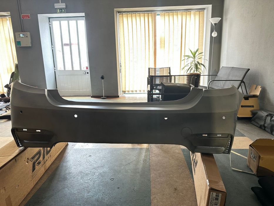 Parachoques look M4 para f32