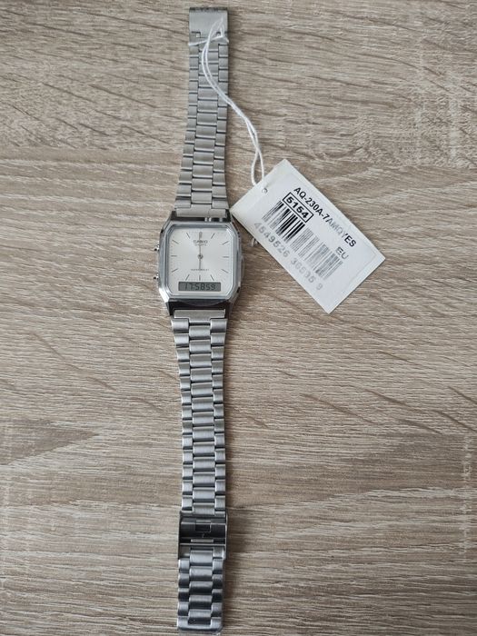Zegarek Casio AQ 230A Srebrny