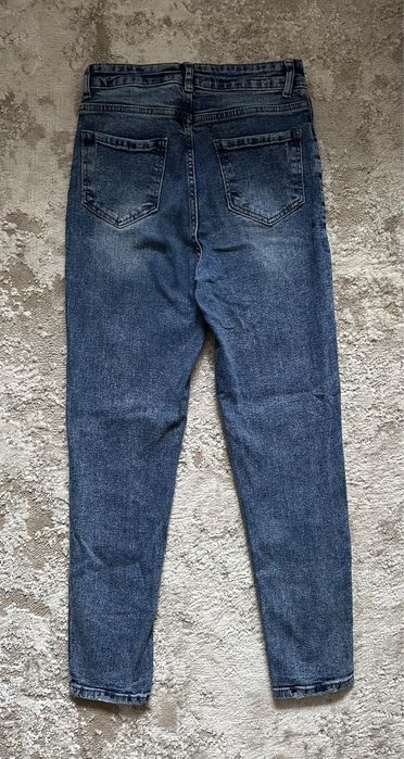 Джинси мом жіночі
