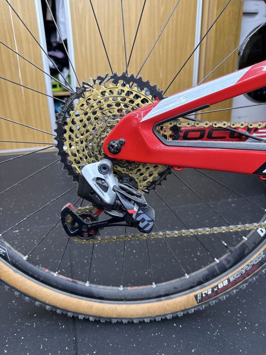 Bicicleta btt Focus Carbono Roda 29