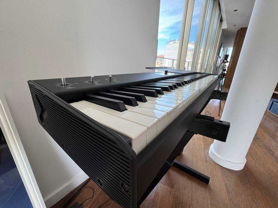 Studiologic SL73 Studio + Pedal + Computer Plate + Stands