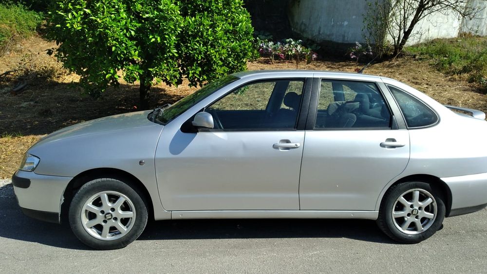 Seat Córdoba 1.4 gasolina 2001